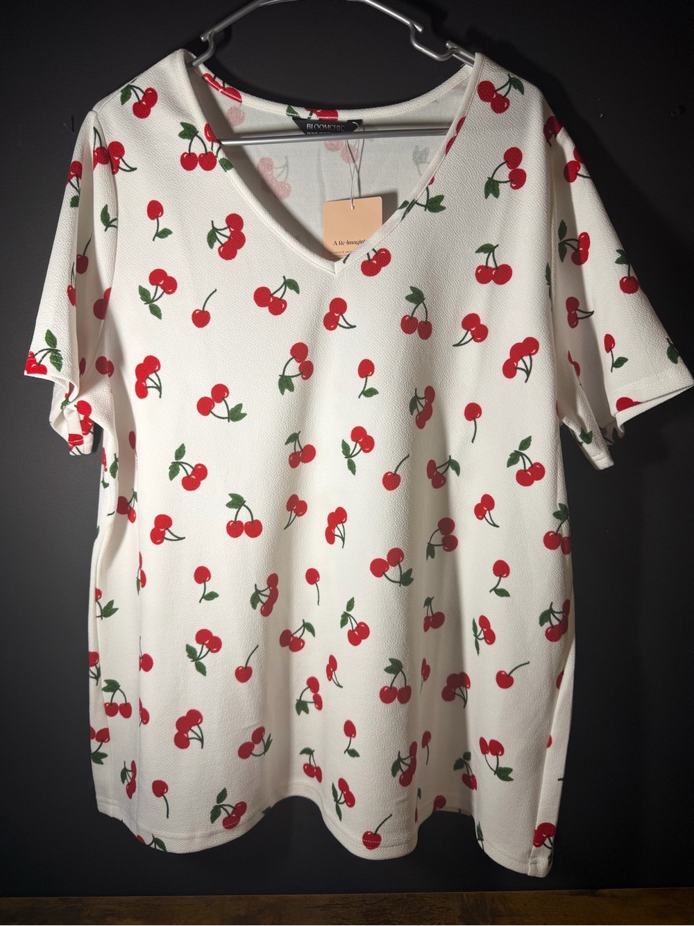 Bloomchic Women’s Cherry Top. NWOT